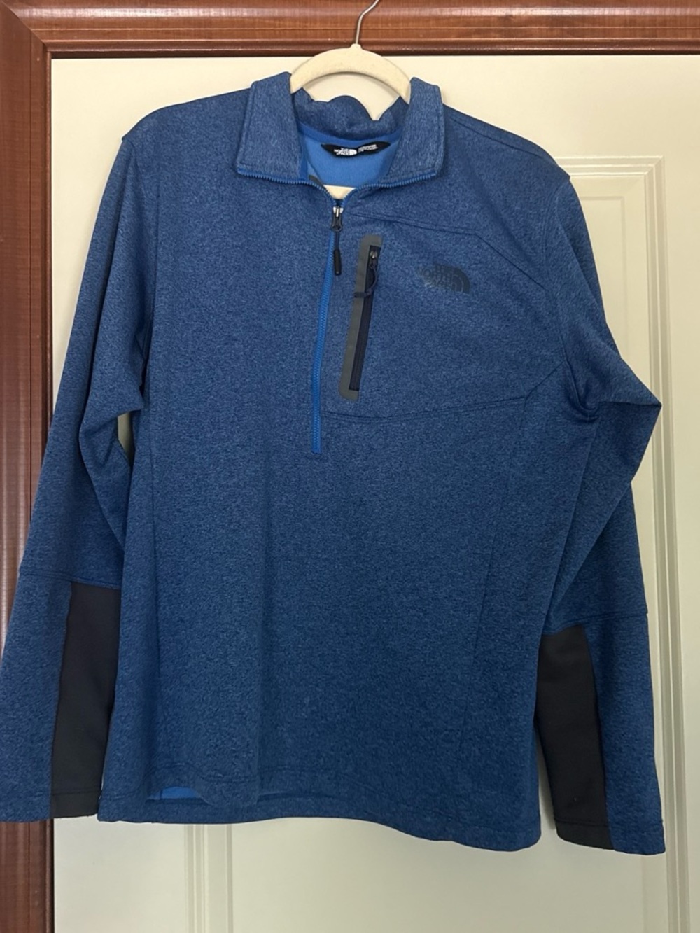 The North Face Men's Heathered Navy Blue Half-Zip Fleece